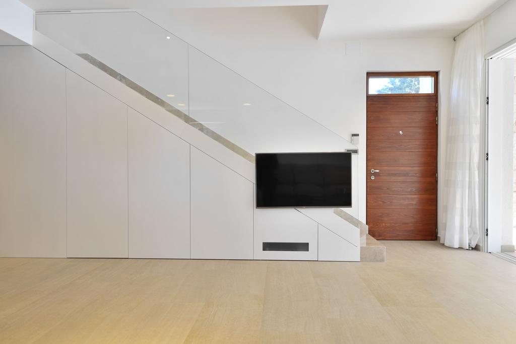 Chiponsky One - 5 Star Beachfront Property ボル エクステリア 写真